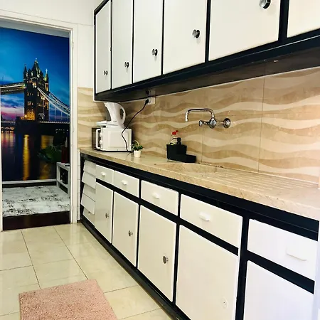 Spacious Flat In Lisbon, For Tourists * Lisbon