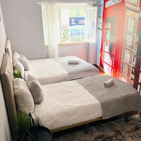 Spacious Flat In Lisbon, For Tourists Apartment *